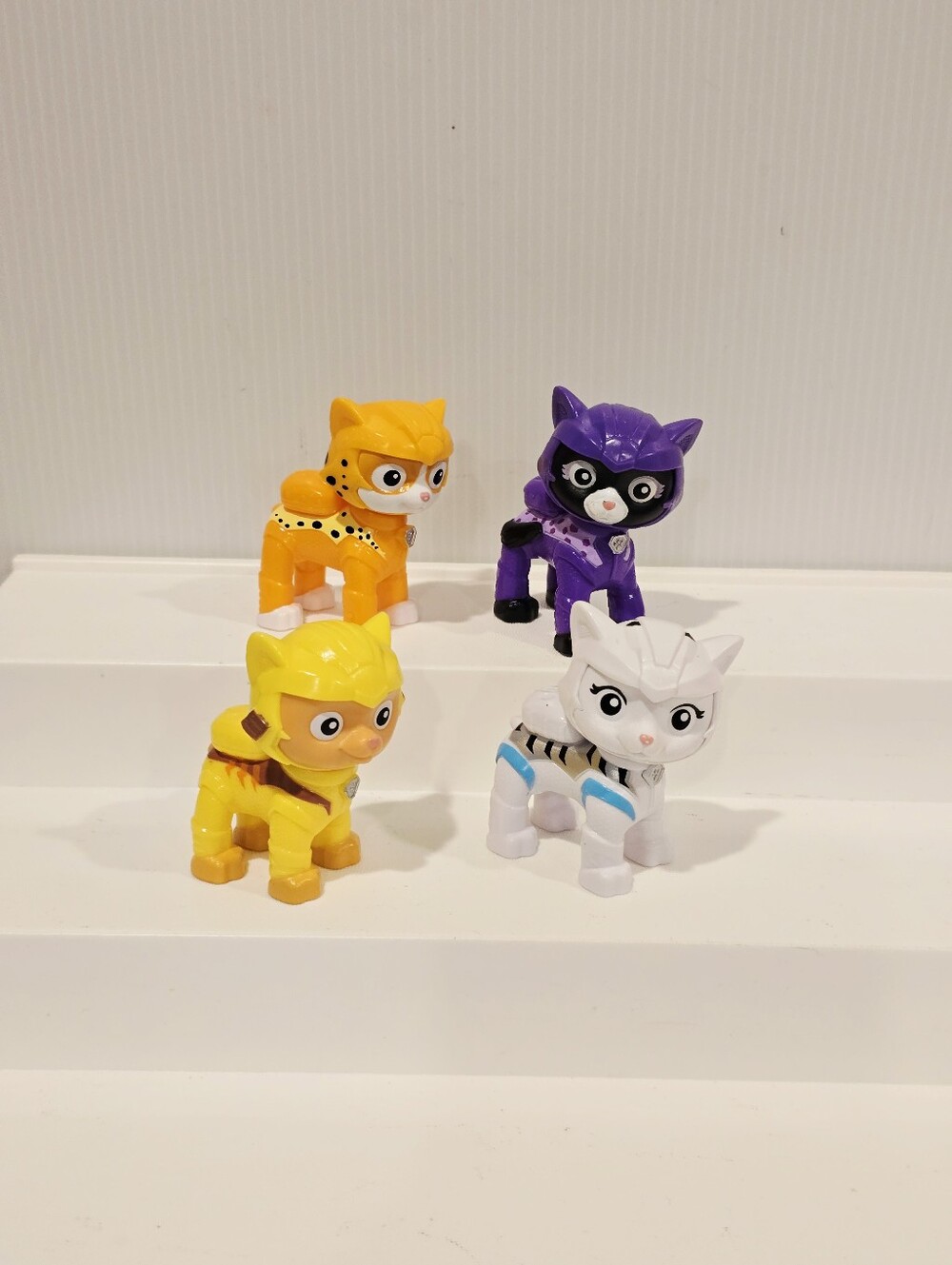 Paw Patrol Figures ~ Cat Pack Wild / Leo / Shade / Rory